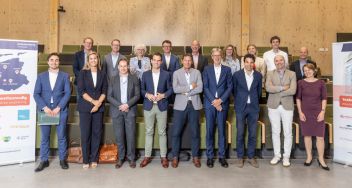 Achterste rij van links naar rechts; Sjouke Schiere, Tjeerd Rijpma, Froukje Ubels, Patrick Vink, Rik Gerritsen, Lot van Rassel, Kim Hogeman, Tako Klabbers, Cid Berger Voorste rij van links naar rechts; Nick Suurmond, Eefje van der Hoorn, Ben Melchers, Rutger de Vries, Peter Langenbach, Marcel Kuin, Samuel Smits, Daniel Hess, Dion Coumans